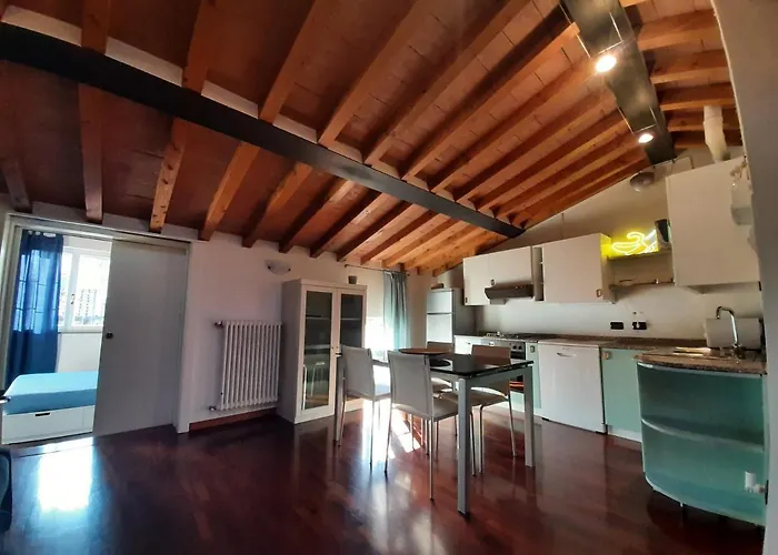 Sui Tetti Di Apartament *